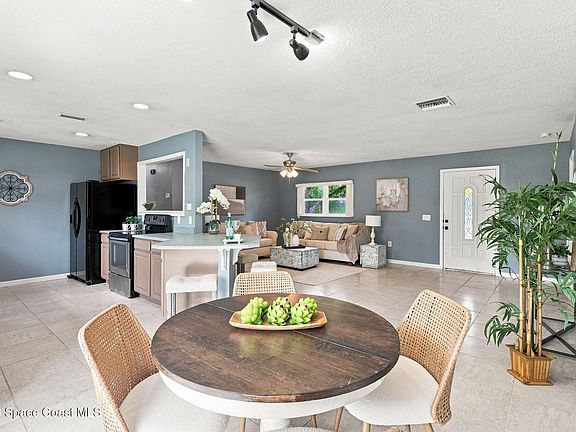 5th image of 5161 Palm Ave
