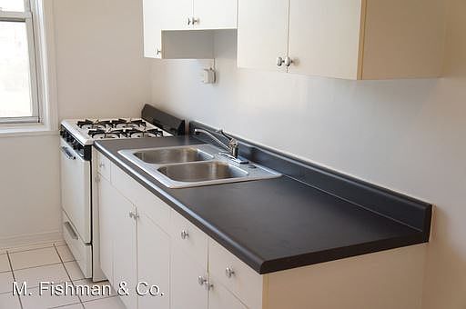 2nd image of 3000 N Whipple St #3415030