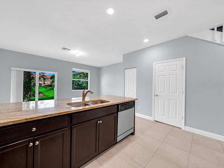 5271 Ashley River Rd — Photo 14