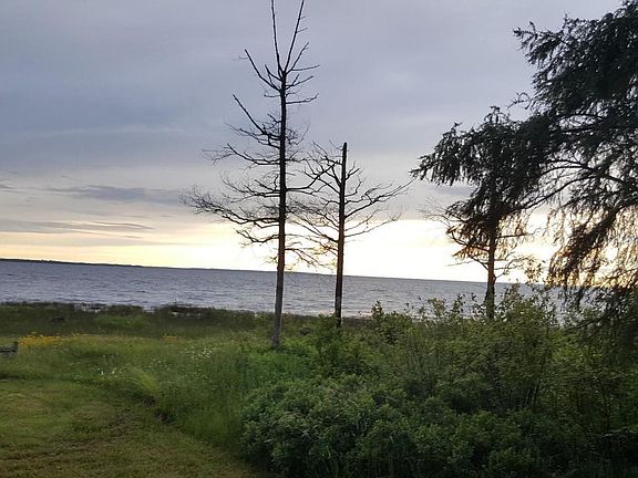 3rd image of N3830 N Saint Martins Point