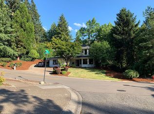 18304 Tamaway Dr, Lake Oswego, OR 97034