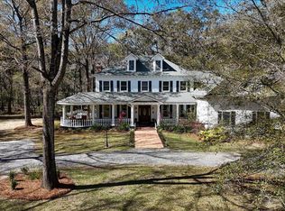 1901 Long Creek Rd, Wadmalaw Island, SC 29487