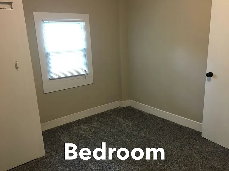 417 N Walnut St — Photo 11