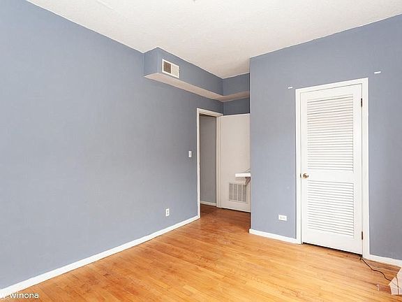 4th image of 1310 W Winona St #1118