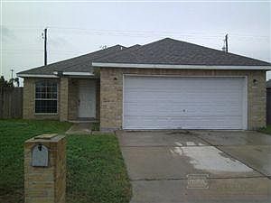 2nd image of 1913 Vista Verde Cir W