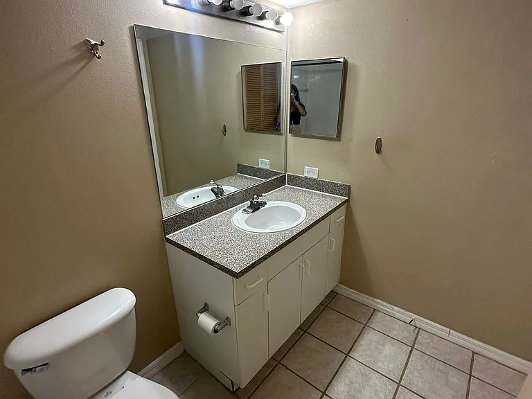 5035 Wiles Rd #8-203 — Photo 28