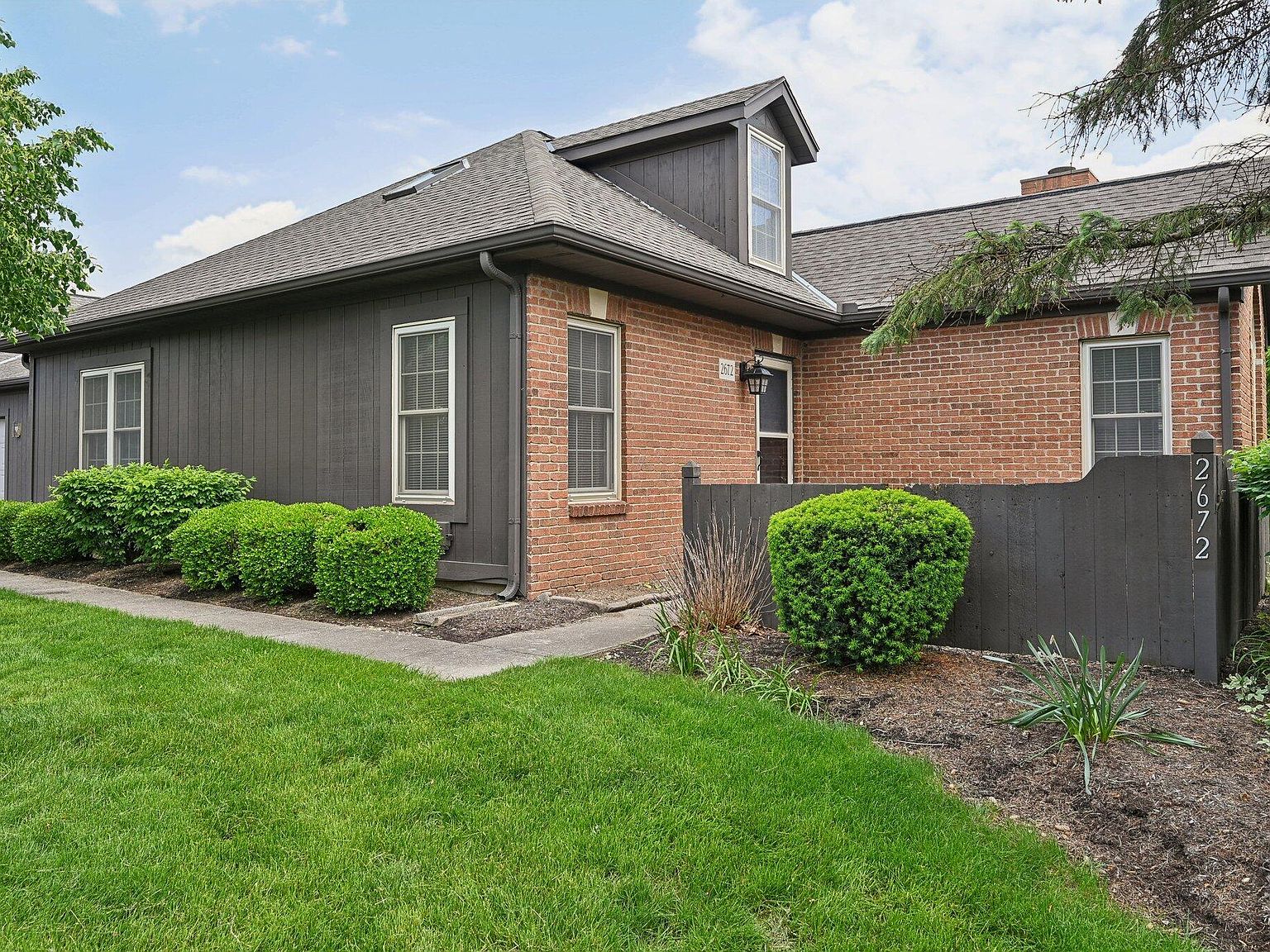 2672 Trottersway Dr, Columbus, OH 43235 | Zillow