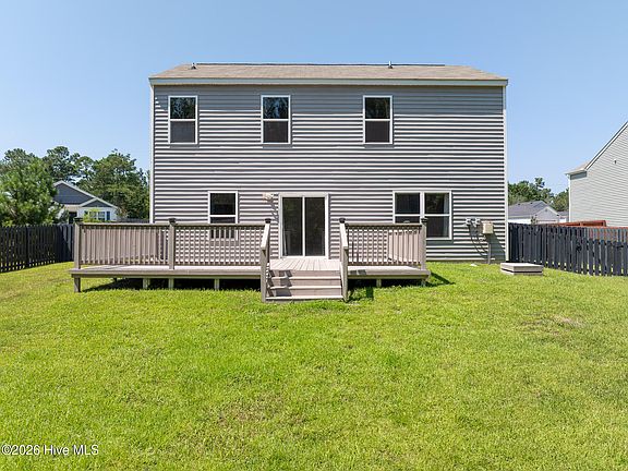 5th image of 411 High Ridge Ct