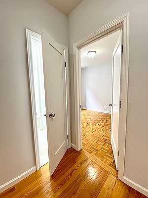 5th image of 504 E 79th St #5V