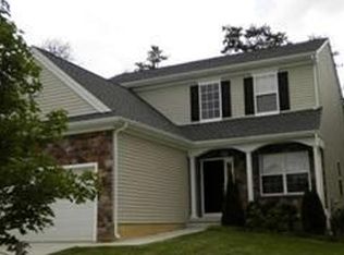 82 Fox Hollow Dr, Mays Landing, NJ 08330
