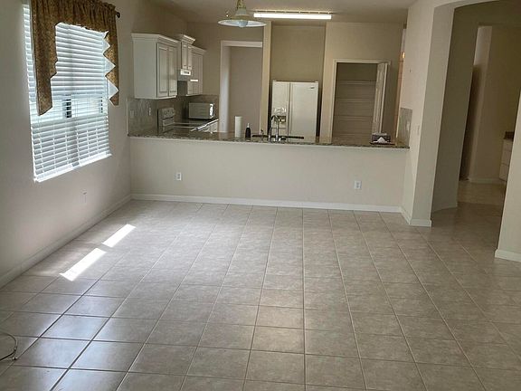 4th image of 449 Breckenridge Cir SE