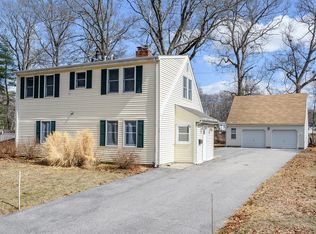 12 Vernon Rd, Natick, MA 01760