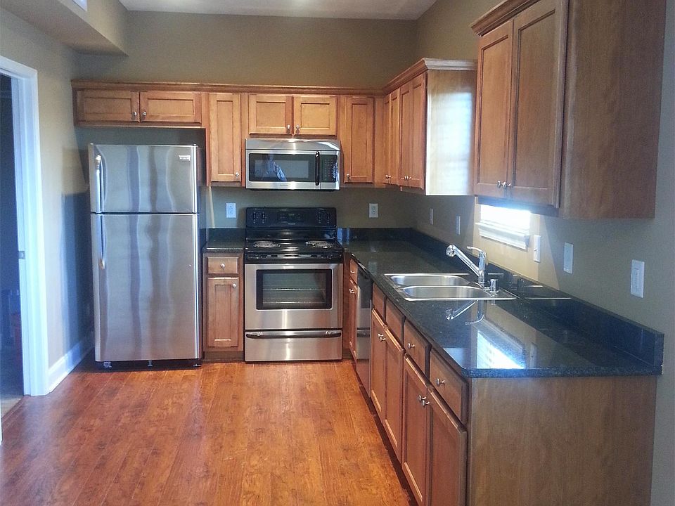 1st image of 548 Walnut Creek Dr