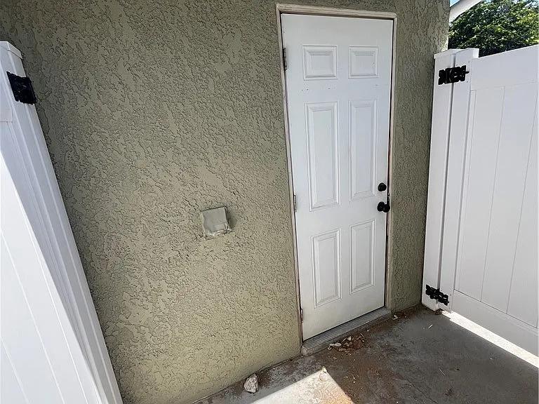 9441 Beverly St — Photo 12