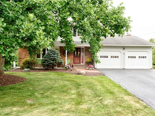 4175 Old Homestead Rd, Syracuse, NY 13215