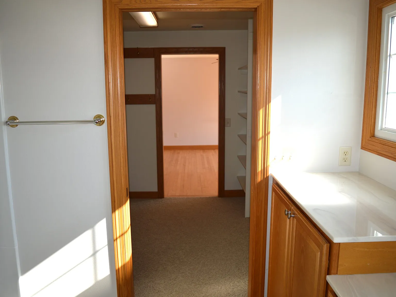 3 bed, 3.5 bath, 3472 sqft, $3,095 — Photo 4