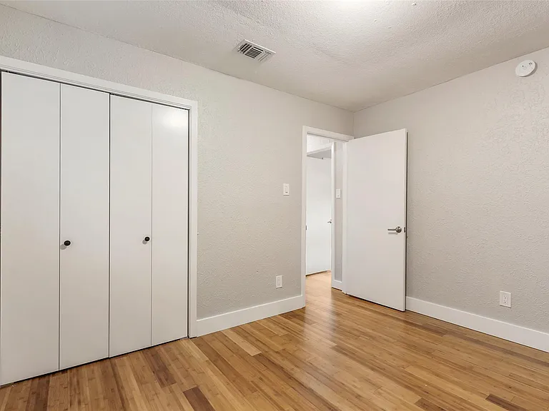 2402 Berkeley Ave #A — Photo 15