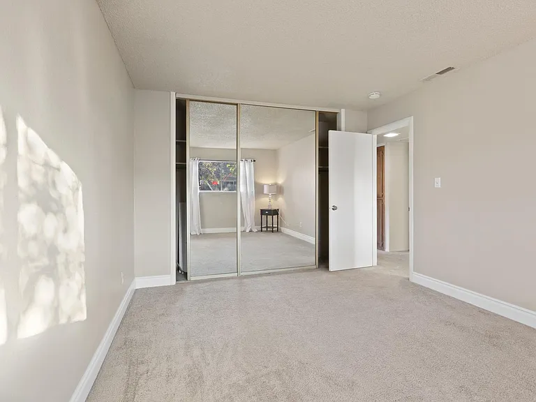 4903 Orchid Way — Photo 16