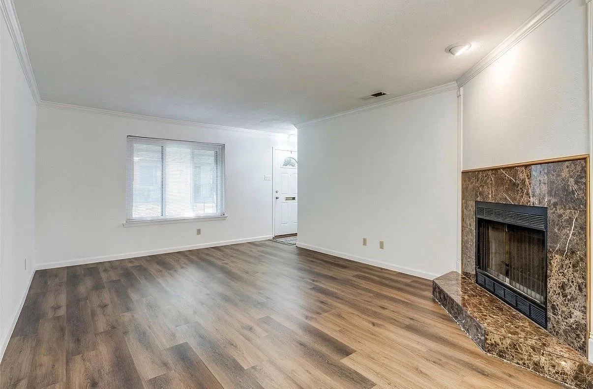3 bed, 1430 sqft, $2,450 — Photo 4