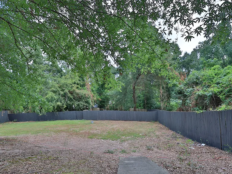 Caroline Ridge Apartments — Photo 21