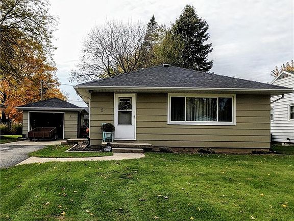 2nd image of 5 Park Ct