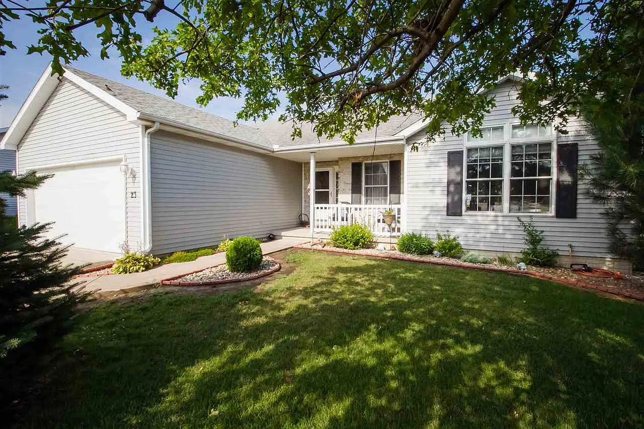 23 Cobblestone Ln photo 1