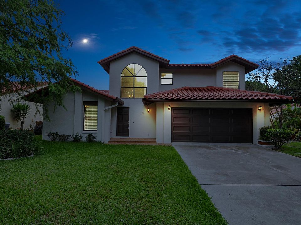 1st image of 7941 Villa Dr