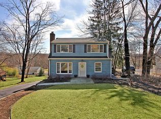 203 Gates Ave, Gillette, NJ 07933