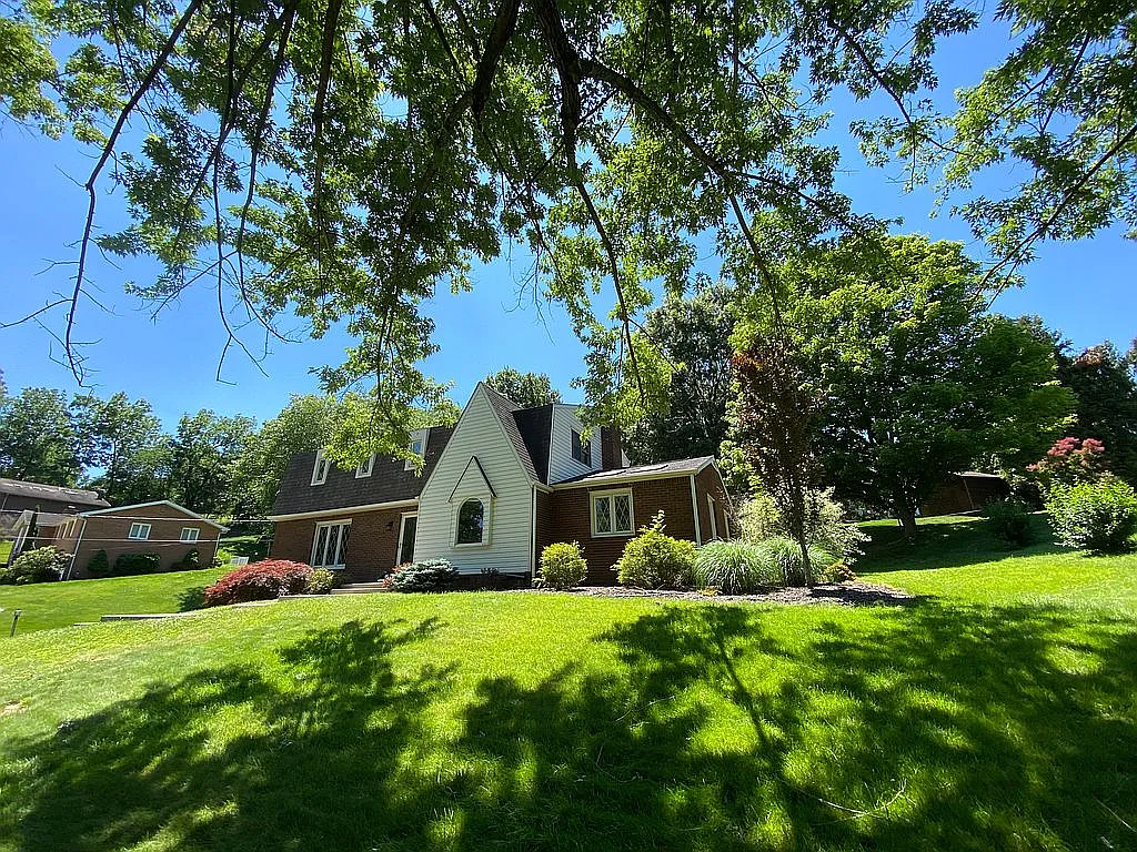 106 Lampliter Ln photo 1