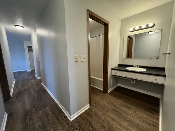 Pinebrook Apartments, 1607 E Highway 169 #2897cbff5, Grand Rapids, MN 55744