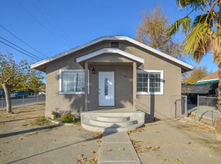 901 E Lassen St, Avenal, CA 93204