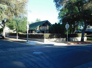 1116 N Marengo Ave, Pasadena, CA 91103