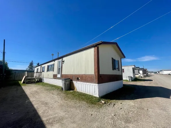 422 55th St #46, Edson, AB T7E 1C4