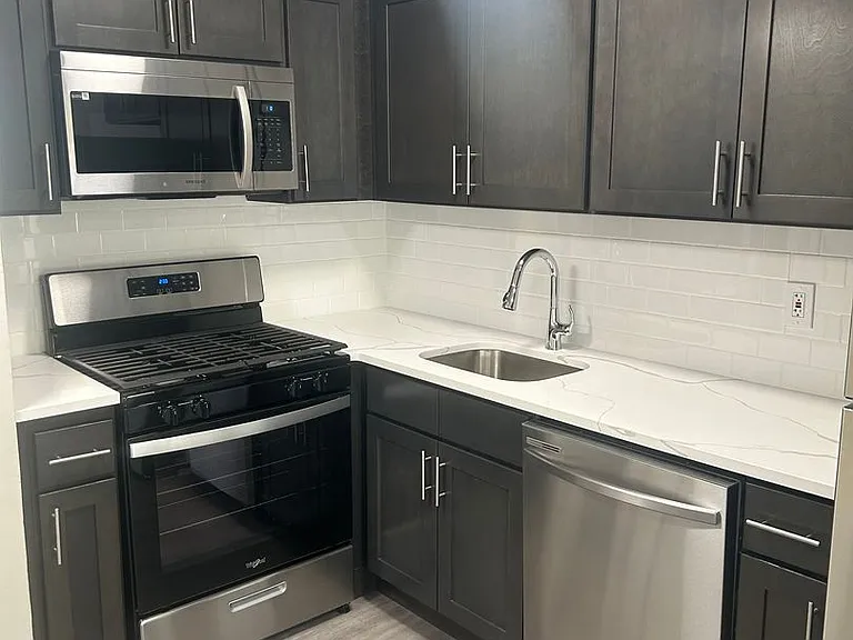 Hillside Terrace Apartments — Photo 32