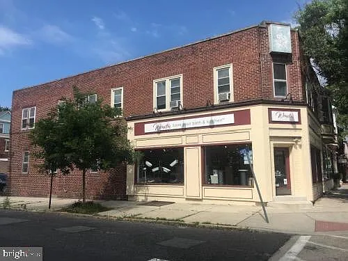 1 bed, 1.0 bath, 600 sqft, $1,650 — Photo 1