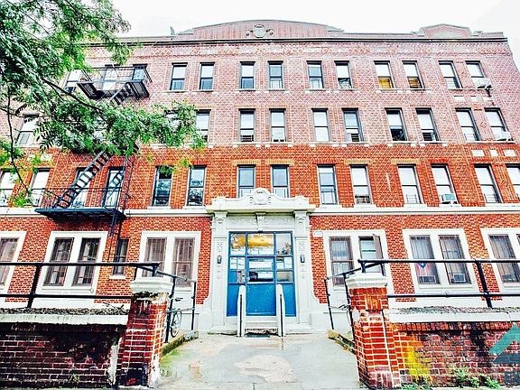 5th image of 946 Bushwick Ave APT D6