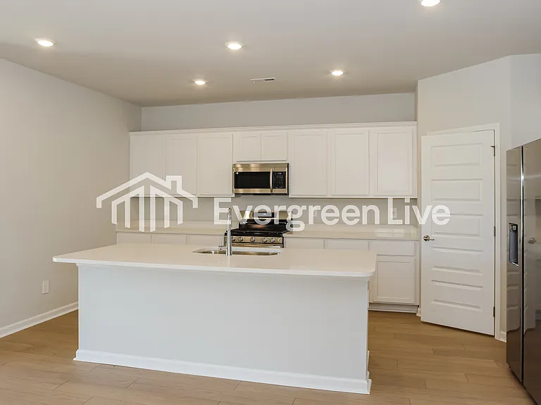 14797 Mountain Stream Dr — Photo 5