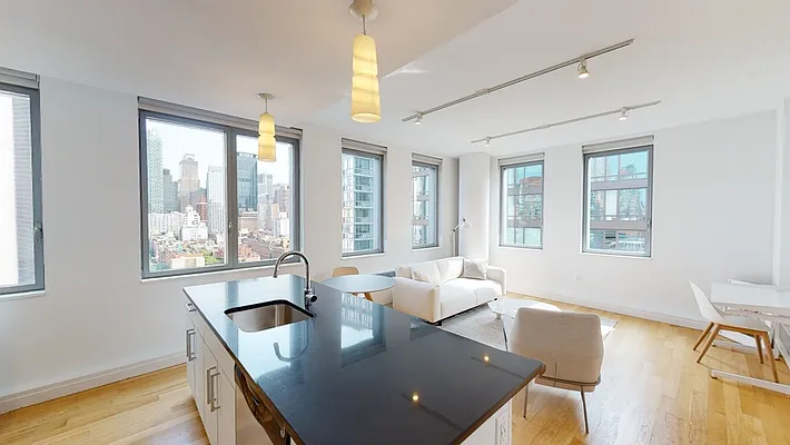 Rented by Two Trees | media 27