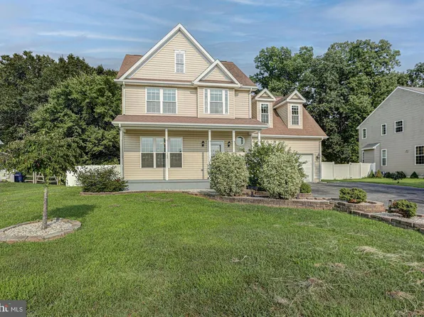 409 India Dr, Smyrna, DE 19977