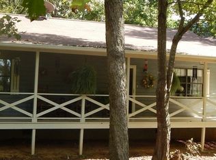 372 Mountain View Rd, Benton, TN 37307