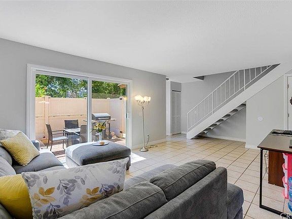 3rd image of 28816 Conejo View Dr