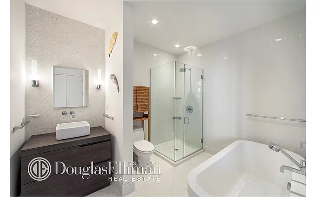 Sold by Douglas Elliman | media 15