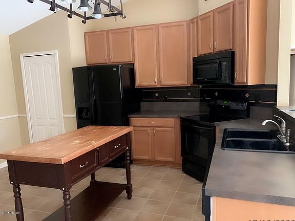 5th image of 9452 Telford Ln