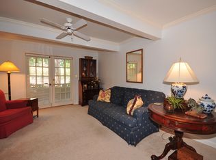 8 Chaumont Sq NW UNIT 8, Atlanta, GA 30327