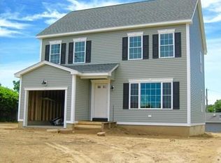 166 Arcadia Blvd, Springfield, MA 01118