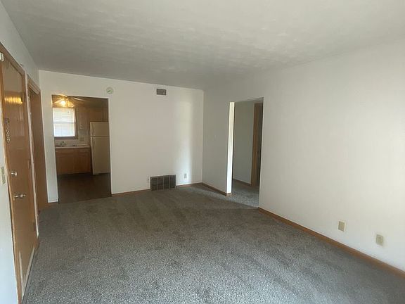 2nd image of 208 S 1st St #11380629