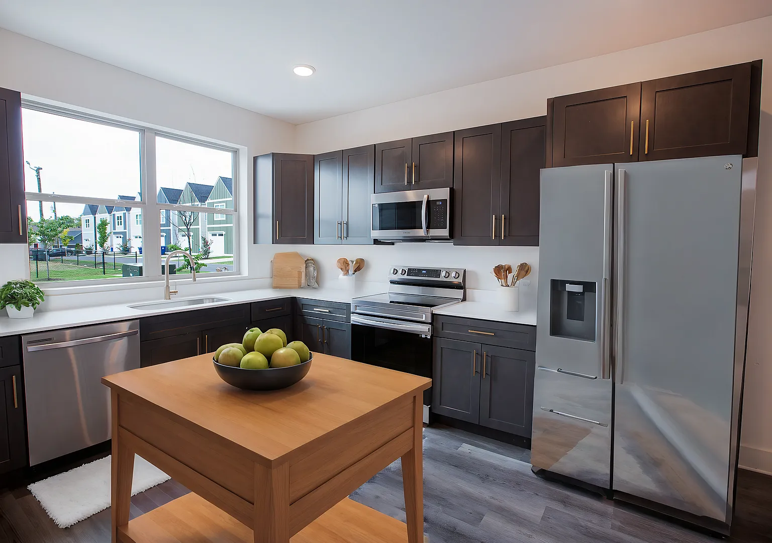 Slate Residences 1 | Modern Multifamily Living in Mill Town — Photo 4