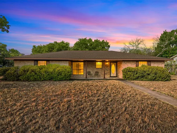 400 N Walnut St, Waco, TX 76705