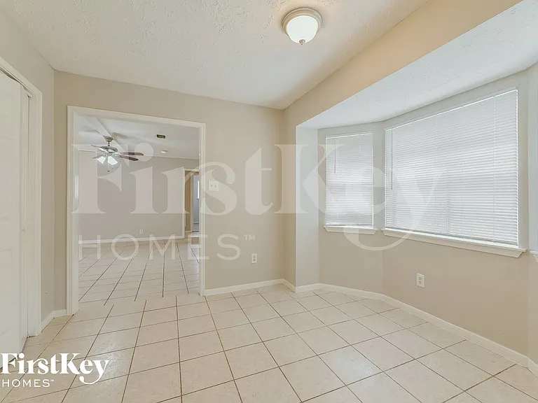 2506 Rambling Brook Dr — Photo 5