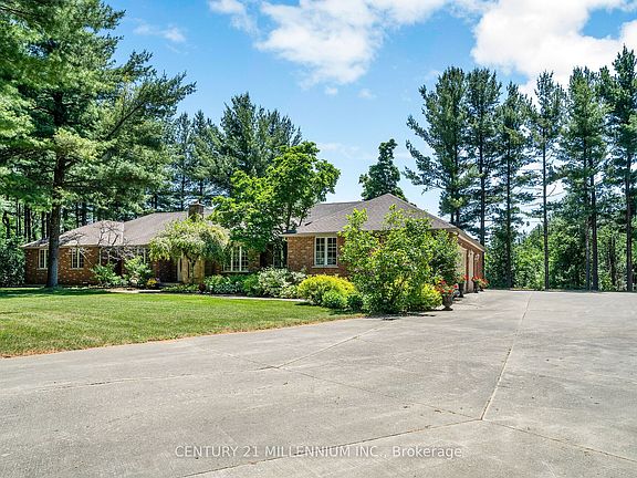 2nd image of 41 Pine Ridge Rd